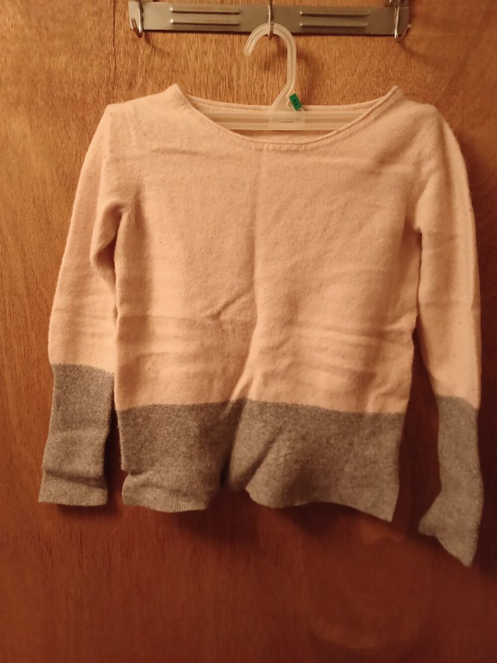 Club Monaco Cashmere Long Sleeve Sweater